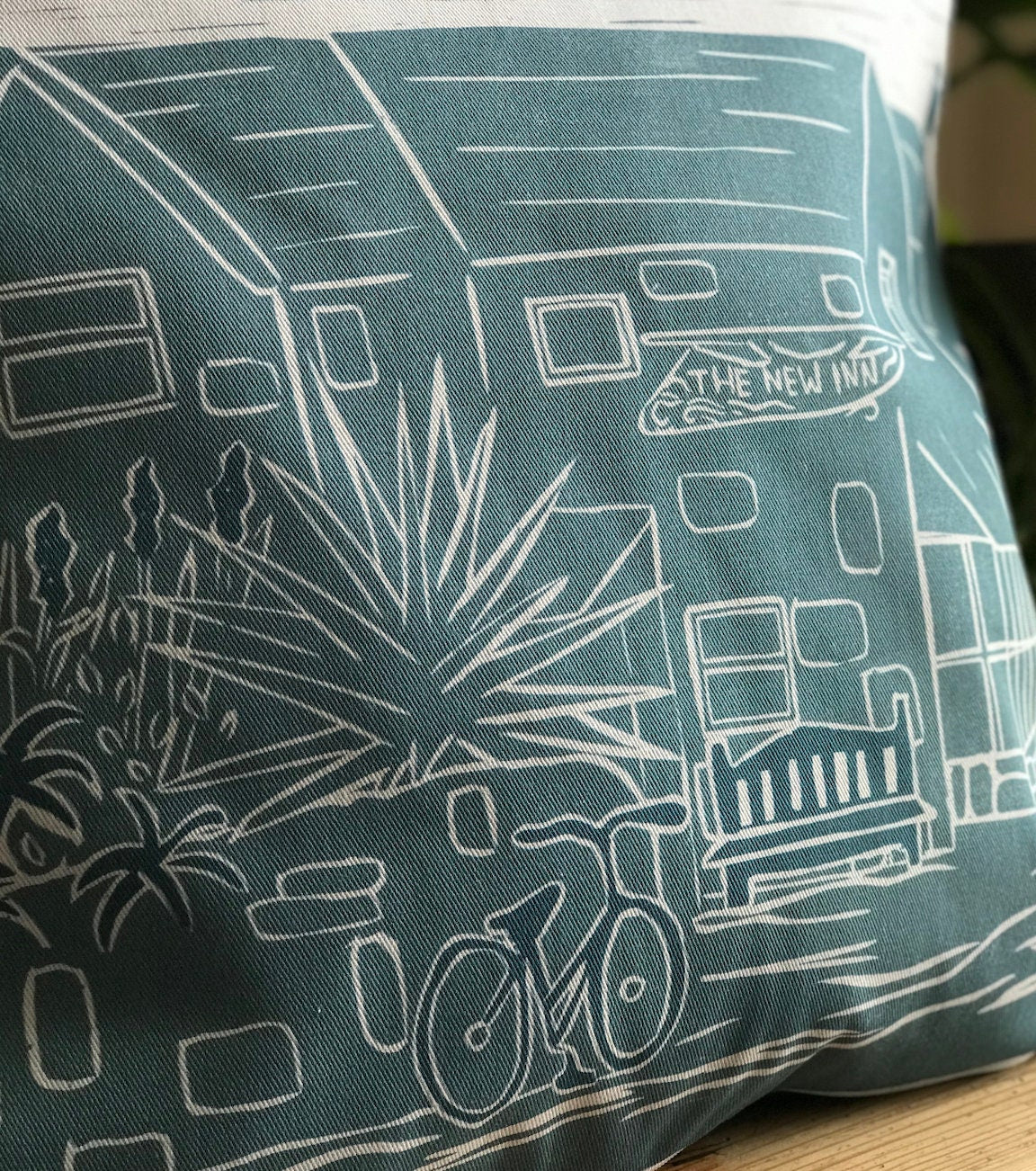 The New Inn Tresco Lino Print Cushion Cover