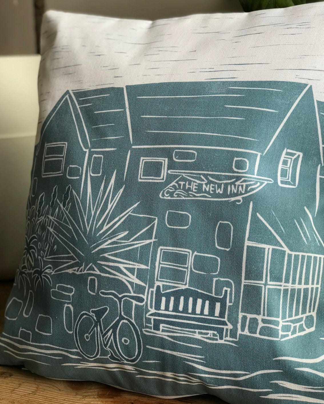 The New Inn Tresco Lino Print Cushion Cover